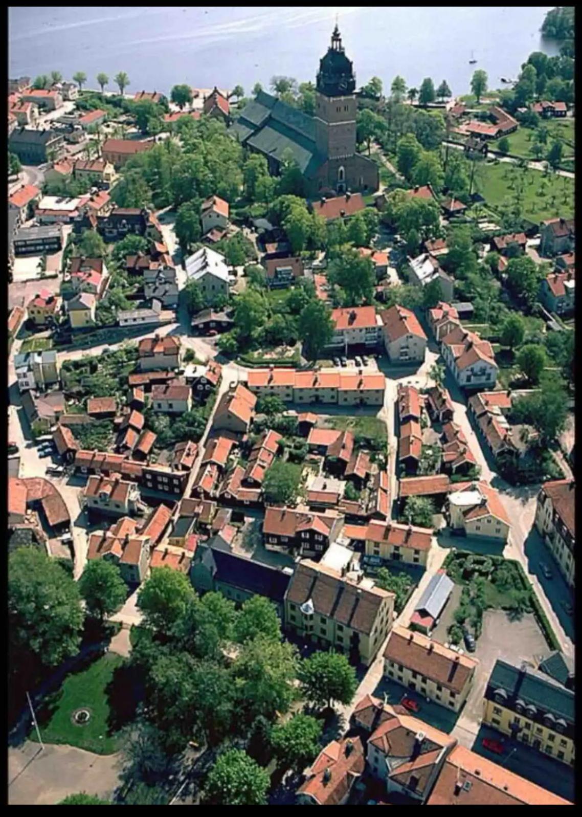 Ferienwohnung Historical Idyll From The 17Th Century Strängnäs Exterior foto